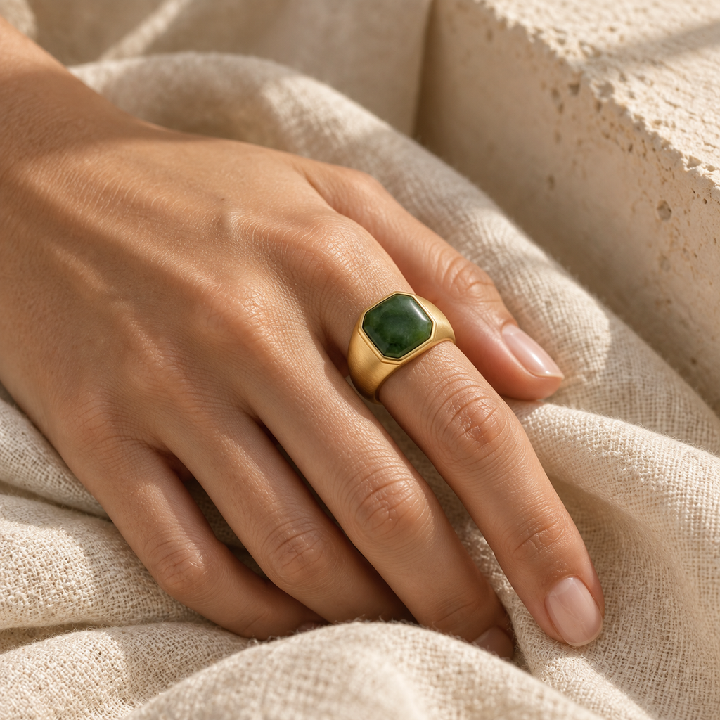 Anillo Jade - vista editorial