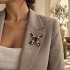 Broche Rubí - vista editorial