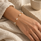 Pulsera Perla Solar - vista editorial